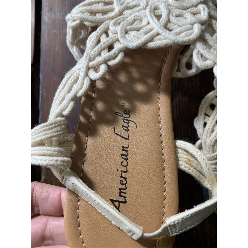 American Eagle Crocheted Cream Sandals Womens 9.5 Thong Summer Boho Beach Cute - Picture 2 of 8